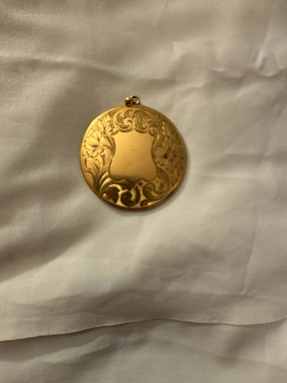 Antique Victorian-Style Floral Engraved Round Gold-Tone Locket Pendant